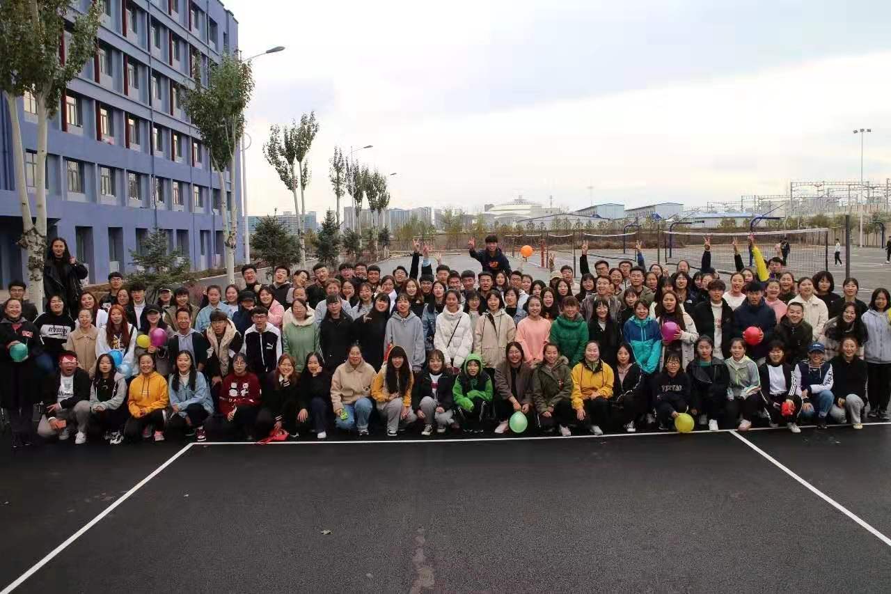 共青团内蒙古师范大学365英国学院委员会素质拓展实践培训圆满成功