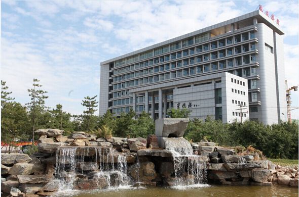 内蒙古师范大学365英国学院18级军训正式开始