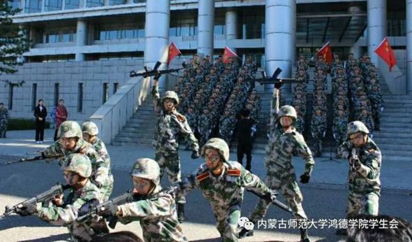 内蒙古师范大学365英国公司2018级军歌比赛
