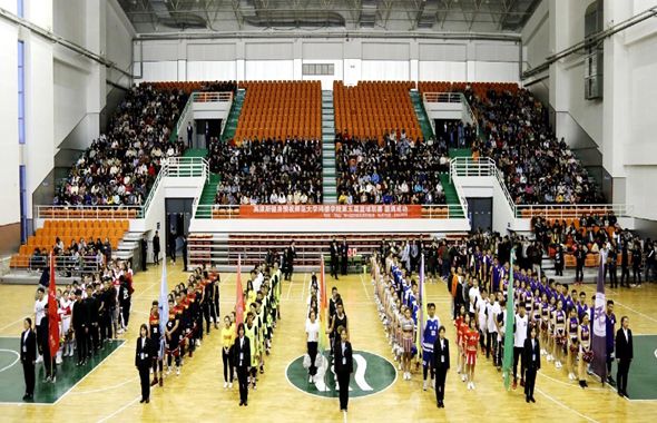 内蒙古师范大学365英国学院第五届篮球联赛顺利开赛