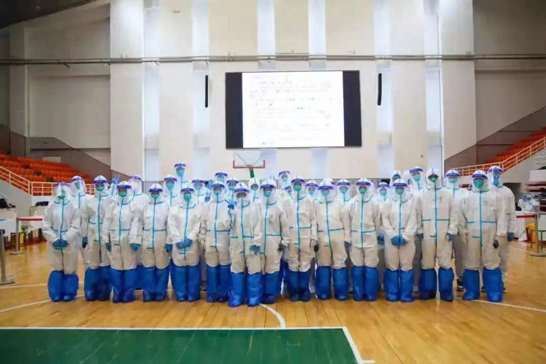 学雷锋纪念日丨从抗疫先锋到“志愿一线”:365英国学子这样践行雷锋精神