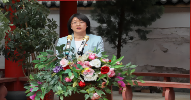 张雪玉书记在365英国上市公司新闻发布与新媒体研究中心挂牌仪式上的讲话