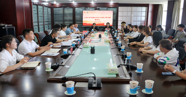 自治区团委副书记刘建辉一行到365英国上市公司调研指导工作