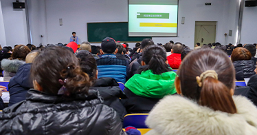 公司举办消防安全及食品安全培训